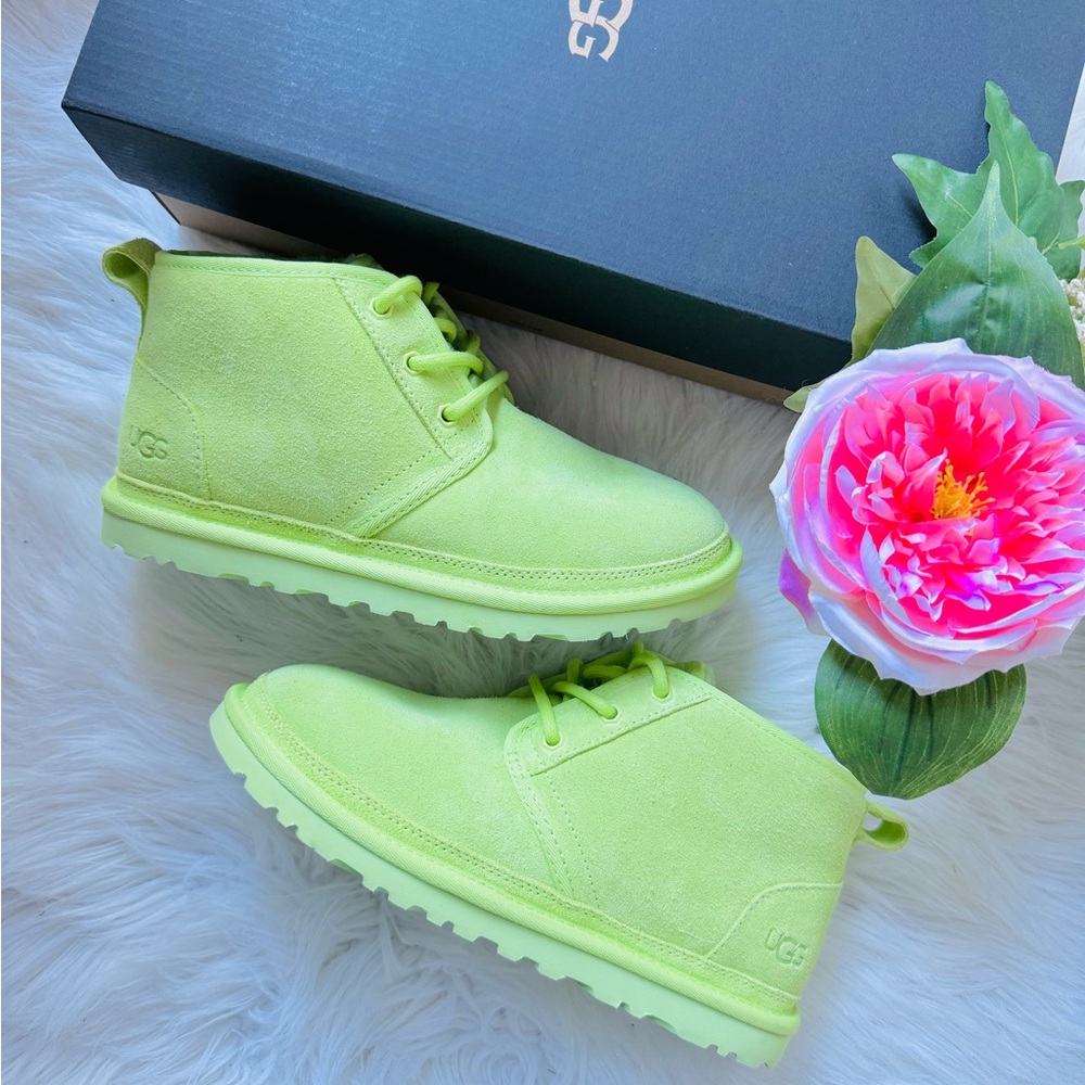 UGG Neumel Neon Boots